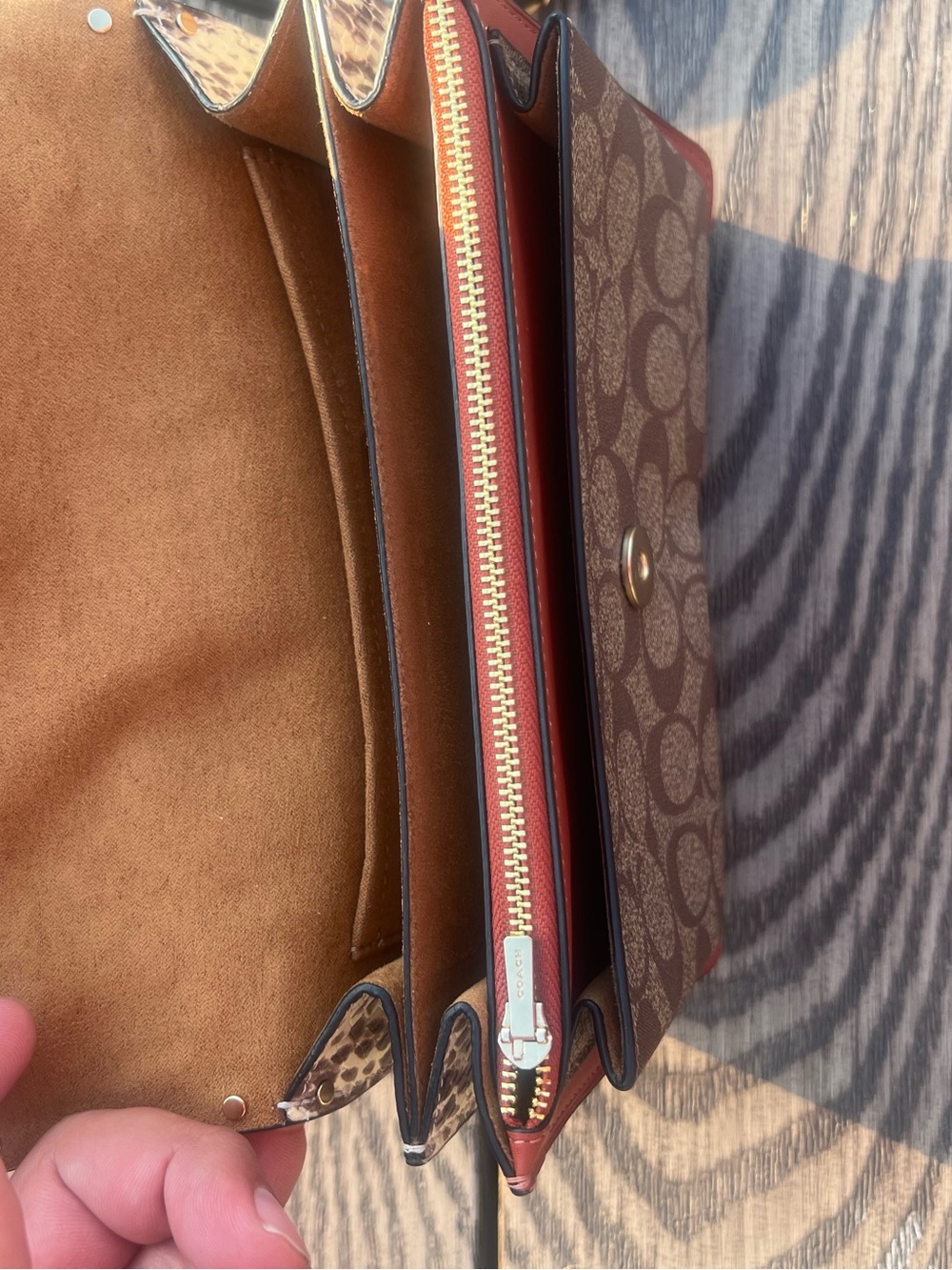 COACH KLARE CROSSBODY IN SIGNATURE SNAKE EMBOSSED WITH RIVETS 90400 - Picture 9 of 14